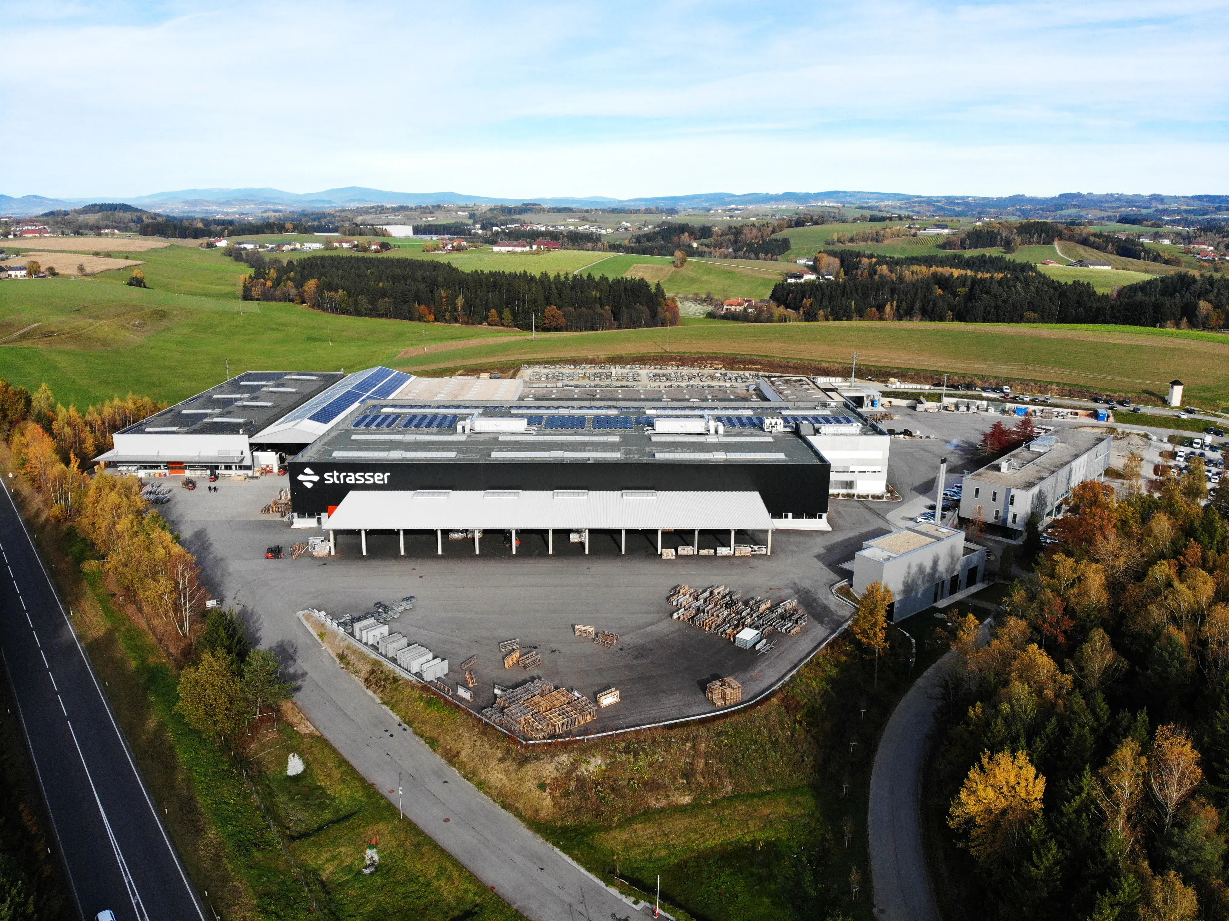 STRASSER Steine Gelände Fotocredit STRASSER Steine GmbH_bea